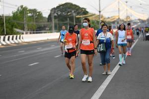 BIB: 24107, 24092
                            <button type="button" onclick="openModal(14368492)" class="btn btn-primary btn-sm float-right btn-popup" data-toggle="modal" data-target=".modal-high-quality">
                        <i class="fas fa-shopping-cart"></i> Add to Cart
                    </button>
                                            <button type="button" onclick="isThisMe(14368492, true)" class="btn btn-success btn-sm float-right btn-popup btn-isme hidden" data-toggle="tooltip" data-placement="bottom" title="นี่คือรูปของคุณใช่ไหม คลิกที่นี่เพื่อเอาเข้าอัลบั้ม">
                        <i class="fas fa-plus"></i> Add to album
                    </button>
                    <button type="button" onclick="isThisMe(14368492, false)" class="btn btn-warning btn-sm float-right btn-popup btn-isnotme hidden">
                        <i class="fas fa-ban"></i> Remove from album
                    </button>