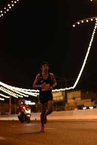 BIB: 2988
                            <button type="button" onclick="openModal(14344019)" class="btn btn-primary btn-sm float-right btn-popup" data-toggle="modal" data-target=".modal-high-quality">
                        <i class="fas fa-shopping-cart"></i> Add to Cart
                    </button>
                                            <button type="button" onclick="isThisMe(14344019, true)" class="btn btn-success btn-sm float-right btn-popup btn-isme hidden" data-toggle="tooltip" data-placement="bottom" title="นี่คือรูปของคุณใช่ไหม คลิกที่นี่เพื่อเอาเข้าอัลบั้ม">
                        <i class="fas fa-plus"></i> Add to album
                    </button>
                    <button type="button" onclick="isThisMe(14344019, false)" class="btn btn-warning btn-sm float-right btn-popup btn-isnotme hidden">
                        <i class="fas fa-ban"></i> Remove from album
                    </button>