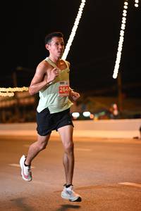 BIB: 264
                            <button type="button" onclick="openModal(14405935)" class="btn btn-primary btn-sm float-right btn-popup" data-toggle="modal" data-target=".modal-high-quality">
                        <i class="fas fa-shopping-cart"></i> Add to Cart
                    </button>
                                            <button type="button" onclick="isThisMe(14405935, true)" class="btn btn-success btn-sm float-right btn-popup btn-isme hidden" data-toggle="tooltip" data-placement="bottom" title="นี่คือรูปของคุณใช่ไหม คลิกที่นี่เพื่อเอาเข้าอัลบั้ม">
                        <i class="fas fa-plus"></i> Add to album
                    </button>
                    <button type="button" onclick="isThisMe(14405935, false)" class="btn btn-warning btn-sm float-right btn-popup btn-isnotme hidden">
                        <i class="fas fa-ban"></i> Remove from album
                    </button>