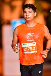 BIB: 021, 21752
                            <button type="button" onclick="openModal(15316837)" class="btn btn-primary btn-sm float-right btn-popup" data-toggle="modal" data-target=".modal-high-quality">
                        <i class="fas fa-shopping-cart"></i> Add to Cart
                    </button>
                                            <button type="button" onclick="isThisMe(15316837, true)" class="btn btn-success btn-sm float-right btn-popup btn-isme hidden" data-toggle="tooltip" data-placement="bottom" title="นี่คือรูปของคุณใช่ไหม คลิกที่นี่เพื่อเอาเข้าอัลบั้ม">
                        <i class="fas fa-plus"></i> Add to album
                    </button>
                    <button type="button" onclick="isThisMe(15316837, false)" class="btn btn-warning btn-sm float-right btn-popup btn-isnotme hidden">
                        <i class="fas fa-ban"></i> Remove from album
                    </button>