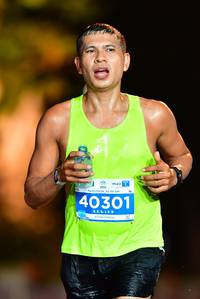 BIB: 401, 42195, 40301
                            <button type="button" onclick="openModal(15312509)" class="btn btn-primary btn-sm float-right btn-popup" data-toggle="modal" data-target=".modal-high-quality">
                        <i class="fas fa-shopping-cart"></i> Add to Cart
                    </button>
                                            <button type="button" onclick="isThisMe(15312509, true)" class="btn btn-success btn-sm float-right btn-popup btn-isme hidden" data-toggle="tooltip" data-placement="bottom" title="นี่คือรูปของคุณใช่ไหม คลิกที่นี่เพื่อเอาเข้าอัลบั้ม">
                        <i class="fas fa-plus"></i> Add to album
                    </button>
                    <button type="button" onclick="isThisMe(15312509, false)" class="btn btn-warning btn-sm float-right btn-popup btn-isnotme hidden">
                        <i class="fas fa-ban"></i> Remove from album
                    </button>