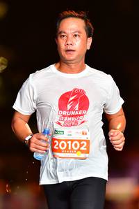 BIB: 20102
                            <button type="button" onclick="openModal(15312943)" class="btn btn-primary btn-sm float-right btn-popup" data-toggle="modal" data-target=".modal-high-quality">
                        <i class="fas fa-shopping-cart"></i> Add to Cart
                    </button>
                                            <button type="button" onclick="isThisMe(15312943, true)" class="btn btn-success btn-sm float-right btn-popup btn-isme hidden" data-toggle="tooltip" data-placement="bottom" title="นี่คือรูปของคุณใช่ไหม คลิกที่นี่เพื่อเอาเข้าอัลบั้ม">
                        <i class="fas fa-plus"></i> Add to album
                    </button>
                    <button type="button" onclick="isThisMe(15312943, false)" class="btn btn-warning btn-sm float-right btn-popup btn-isnotme hidden">
                        <i class="fas fa-ban"></i> Remove from album
                    </button>