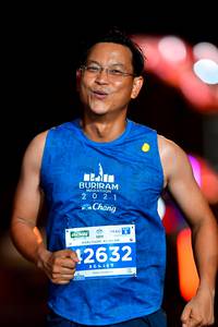 BIB: 195, 12632
                            <button type="button" onclick="openModal(15586917)" class="btn btn-primary btn-sm float-right btn-popup" data-toggle="modal" data-target=".modal-high-quality">
                        <i class="fas fa-shopping-cart"></i> Add to Cart
                    </button>
                                            <button type="button" onclick="isThisMe(15586917, true)" class="btn btn-success btn-sm float-right btn-popup btn-isme hidden" data-toggle="tooltip" data-placement="bottom" title="นี่คือรูปของคุณใช่ไหม คลิกที่นี่เพื่อเอาเข้าอัลบั้ม">
                        <i class="fas fa-plus"></i> Add to album
                    </button>
                    <button type="button" onclick="isThisMe(15586917, false)" class="btn btn-warning btn-sm float-right btn-popup btn-isnotme hidden">
                        <i class="fas fa-ban"></i> Remove from album
                    </button>