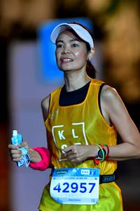 BIB: 42195, 42957
                            <button type="button" onclick="openModal(15586701)" class="btn btn-primary btn-sm float-right btn-popup" data-toggle="modal" data-target=".modal-high-quality">
                        <i class="fas fa-shopping-cart"></i> Add to Cart
                    </button>
                                            <button type="button" onclick="isThisMe(15586701, true)" class="btn btn-success btn-sm float-right btn-popup btn-isme hidden" data-toggle="tooltip" data-placement="bottom" title="นี่คือรูปของคุณใช่ไหม คลิกที่นี่เพื่อเอาเข้าอัลบั้ม">
                        <i class="fas fa-plus"></i> Add to album
                    </button>
                    <button type="button" onclick="isThisMe(15586701, false)" class="btn btn-warning btn-sm float-right btn-popup btn-isnotme hidden">
                        <i class="fas fa-ban"></i> Remove from album
                    </button>
