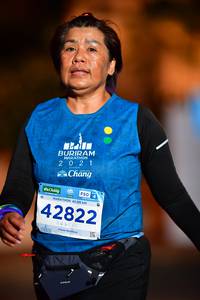 BIB: 195, 42822, 645
                            <button type="button" onclick="openModal(15082706)" class="btn btn-primary btn-sm float-right btn-popup" data-toggle="modal" data-target=".modal-high-quality">
                        <i class="fas fa-shopping-cart"></i> Add to Cart
                    </button>
                                            <button type="button" onclick="isThisMe(15082706, true)" class="btn btn-success btn-sm float-right btn-popup btn-isme hidden" data-toggle="tooltip" data-placement="bottom" title="นี่คือรูปของคุณใช่ไหม คลิกที่นี่เพื่อเอาเข้าอัลบั้ม">
                        <i class="fas fa-plus"></i> Add to album
                    </button>
                    <button type="button" onclick="isThisMe(15082706, false)" class="btn btn-warning btn-sm float-right btn-popup btn-isnotme hidden">
                        <i class="fas fa-ban"></i> Remove from album
                    </button>