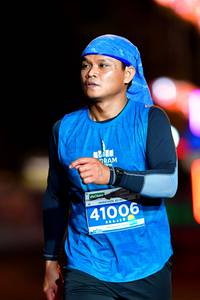 BIB: 41006, 0672
                            <button type="button" onclick="openModal(15590357)" class="btn btn-primary btn-sm float-right btn-popup" data-toggle="modal" data-target=".modal-high-quality">
                        <i class="fas fa-shopping-cart"></i> Add to Cart
                    </button>
                                            <button type="button" onclick="isThisMe(15590357, true)" class="btn btn-success btn-sm float-right btn-popup btn-isme hidden" data-toggle="tooltip" data-placement="bottom" title="นี่คือรูปของคุณใช่ไหม คลิกที่นี่เพื่อเอาเข้าอัลบั้ม">
                        <i class="fas fa-plus"></i> Add to album
                    </button>
                    <button type="button" onclick="isThisMe(15590357, false)" class="btn btn-warning btn-sm float-right btn-popup btn-isnotme hidden">
                        <i class="fas fa-ban"></i> Remove from album
                    </button>