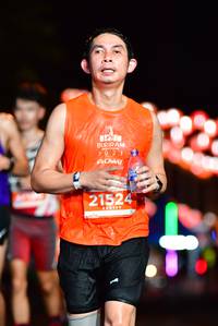 BIB: 20213, 21524
                            <button type="button" onclick="openModal(15312275)" class="btn btn-primary btn-sm float-right btn-popup" data-toggle="modal" data-target=".modal-high-quality">
                        <i class="fas fa-shopping-cart"></i> Add to Cart
                    </button>
                                            <button type="button" onclick="isThisMe(15312275, true)" class="btn btn-success btn-sm float-right btn-popup btn-isme hidden" data-toggle="tooltip" data-placement="bottom" title="นี่คือรูปของคุณใช่ไหม คลิกที่นี่เพื่อเอาเข้าอัลบั้ม">
                        <i class="fas fa-plus"></i> Add to album
                    </button>
                    <button type="button" onclick="isThisMe(15312275, false)" class="btn btn-warning btn-sm float-right btn-popup btn-isnotme hidden">
                        <i class="fas fa-ban"></i> Remove from album
                    </button>