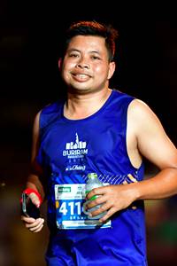 BIB: 2011, 4116
                            <button type="button" onclick="openModal(15592064)" class="btn btn-primary btn-sm float-right btn-popup" data-toggle="modal" data-target=".modal-high-quality">
                        <i class="fas fa-shopping-cart"></i> Add to Cart
                    </button>
                                            <button type="button" onclick="isThisMe(15592064, true)" class="btn btn-success btn-sm float-right btn-popup btn-isme hidden" data-toggle="tooltip" data-placement="bottom" title="นี่คือรูปของคุณใช่ไหม คลิกที่นี่เพื่อเอาเข้าอัลบั้ม">
                        <i class="fas fa-plus"></i> Add to album
                    </button>
                    <button type="button" onclick="isThisMe(15592064, false)" class="btn btn-warning btn-sm float-right btn-popup btn-isnotme hidden">
                        <i class="fas fa-ban"></i> Remove from album
                    </button>
