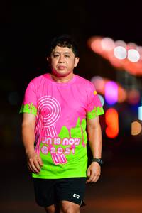 BIB: 2041
                            <button type="button" onclick="openModal(15081299)" class="btn btn-primary btn-sm float-right btn-popup" data-toggle="modal" data-target=".modal-high-quality">
                        <i class="fas fa-shopping-cart"></i> Add to Cart
                    </button>
                                            <button type="button" onclick="isThisMe(15081299, true)" class="btn btn-success btn-sm float-right btn-popup btn-isme hidden" data-toggle="tooltip" data-placement="bottom" title="นี่คือรูปของคุณใช่ไหม คลิกที่นี่เพื่อเอาเข้าอัลบั้ม">
                        <i class="fas fa-plus"></i> Add to album
                    </button>
                    <button type="button" onclick="isThisMe(15081299, false)" class="btn btn-warning btn-sm float-right btn-popup btn-isnotme hidden">
                        <i class="fas fa-ban"></i> Remove from album
                    </button>
