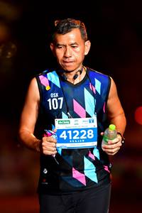 BIB: 107, 4215, 41228
                            <button type="button" onclick="openModal(15592819)" class="btn btn-primary btn-sm float-right btn-popup" data-toggle="modal" data-target=".modal-high-quality">
                        <i class="fas fa-shopping-cart"></i> Add to Cart
                    </button>
                                            <button type="button" onclick="isThisMe(15592819, true)" class="btn btn-success btn-sm float-right btn-popup btn-isme hidden" data-toggle="tooltip" data-placement="bottom" title="นี่คือรูปของคุณใช่ไหม คลิกที่นี่เพื่อเอาเข้าอัลบั้ม">
                        <i class="fas fa-plus"></i> Add to album
                    </button>
                    <button type="button" onclick="isThisMe(15592819, false)" class="btn btn-warning btn-sm float-right btn-popup btn-isnotme hidden">
                        <i class="fas fa-ban"></i> Remove from album
                    </button>