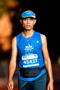 BIB: 45421
                            <button type="button" onclick="openModal(15590469)" class="btn btn-primary btn-sm float-right btn-popup" data-toggle="modal" data-target=".modal-high-quality">
                        <i class="fas fa-shopping-cart"></i> Add to Cart
                    </button>
                                            <button type="button" onclick="isThisMe(15590469, true)" class="btn btn-success btn-sm float-right btn-popup btn-isme hidden" data-toggle="tooltip" data-placement="bottom" title="นี่คือรูปของคุณใช่ไหม คลิกที่นี่เพื่อเอาเข้าอัลบั้ม">
                        <i class="fas fa-plus"></i> Add to album
                    </button>
                    <button type="button" onclick="isThisMe(15590469, false)" class="btn btn-warning btn-sm float-right btn-popup btn-isnotme hidden">
                        <i class="fas fa-ban"></i> Remove from album
                    </button>