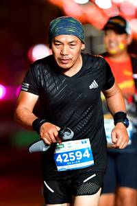 BIB: 42594
                            <button type="button" onclick="openModal(15590593)" class="btn btn-primary btn-sm float-right btn-popup" data-toggle="modal" data-target=".modal-high-quality">
                        <i class="fas fa-shopping-cart"></i> Add to Cart
                    </button>
                                            <button type="button" onclick="isThisMe(15590593, true)" class="btn btn-success btn-sm float-right btn-popup btn-isme hidden" data-toggle="tooltip" data-placement="bottom" title="นี่คือรูปของคุณใช่ไหม คลิกที่นี่เพื่อเอาเข้าอัลบั้ม">
                        <i class="fas fa-plus"></i> Add to album
                    </button>
                    <button type="button" onclick="isThisMe(15590593, false)" class="btn btn-warning btn-sm float-right btn-popup btn-isnotme hidden">
                        <i class="fas fa-ban"></i> Remove from album
                    </button>