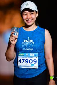 BIB: 42195, 47909, 0385
                            <button type="button" onclick="openModal(13945445)" class="btn btn-primary btn-sm float-right btn-popup" data-toggle="modal" data-target=".modal-high-quality">
                        <i class="fas fa-shopping-cart"></i> Add to Cart
                    </button>
                                            <button type="button" onclick="isThisMe(13945445, true)" class="btn btn-success btn-sm float-right btn-popup btn-isme hidden" data-toggle="tooltip" data-placement="bottom" title="นี่คือรูปของคุณใช่ไหม คลิกที่นี่เพื่อเอาเข้าอัลบั้ม">
                        <i class="fas fa-plus"></i> Add to album
                    </button>
                    <button type="button" onclick="isThisMe(13945445, false)" class="btn btn-warning btn-sm float-right btn-popup btn-isnotme hidden">
                        <i class="fas fa-ban"></i> Remove from album
                    </button>