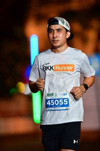 BIB: 45055
                            <button type="button" onclick="openModal(15246499)" class="btn btn-primary btn-sm float-right btn-popup" data-toggle="modal" data-target=".modal-high-quality">
                        <i class="fas fa-shopping-cart"></i> Add to Cart
                    </button>
                                            <button type="button" onclick="isThisMe(15246499, true)" class="btn btn-success btn-sm float-right btn-popup btn-isme hidden" data-toggle="tooltip" data-placement="bottom" title="นี่คือรูปของคุณใช่ไหม คลิกที่นี่เพื่อเอาเข้าอัลบั้ม">
                        <i class="fas fa-plus"></i> Add to album
                    </button>
                    <button type="button" onclick="isThisMe(15246499, false)" class="btn btn-warning btn-sm float-right btn-popup btn-isnotme hidden">
                        <i class="fas fa-ban"></i> Remove from album
                    </button>
