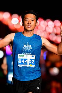 BIB: 1402, 84402
                            <button type="button" onclick="openModal(15586310)" class="btn btn-primary btn-sm float-right btn-popup" data-toggle="modal" data-target=".modal-high-quality">
                        <i class="fas fa-shopping-cart"></i> Add to Cart
                    </button>
                                            <button type="button" onclick="isThisMe(15586310, true)" class="btn btn-success btn-sm float-right btn-popup btn-isme hidden" data-toggle="tooltip" data-placement="bottom" title="นี่คือรูปของคุณใช่ไหม คลิกที่นี่เพื่อเอาเข้าอัลบั้ม">
                        <i class="fas fa-plus"></i> Add to album
                    </button>
                    <button type="button" onclick="isThisMe(15586310, false)" class="btn btn-warning btn-sm float-right btn-popup btn-isnotme hidden">
                        <i class="fas fa-ban"></i> Remove from album
                    </button>