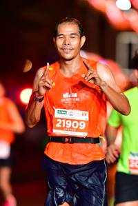 BIB: 21909
                            <button type="button" onclick="openModal(15313106)" class="btn btn-primary btn-sm float-right btn-popup" data-toggle="modal" data-target=".modal-high-quality">
                        <i class="fas fa-shopping-cart"></i> Add to Cart
                    </button>
                                            <button type="button" onclick="isThisMe(15313106, true)" class="btn btn-success btn-sm float-right btn-popup btn-isme hidden" data-toggle="tooltip" data-placement="bottom" title="นี่คือรูปของคุณใช่ไหม คลิกที่นี่เพื่อเอาเข้าอัลบั้ม">
                        <i class="fas fa-plus"></i> Add to album
                    </button>
                    <button type="button" onclick="isThisMe(15313106, false)" class="btn btn-warning btn-sm float-right btn-popup btn-isnotme hidden">
                        <i class="fas fa-ban"></i> Remove from album
                    </button>