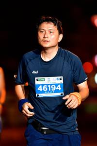 BIB: 46194
                            <button type="button" onclick="openModal(15592510)" class="btn btn-primary btn-sm float-right btn-popup" data-toggle="modal" data-target=".modal-high-quality">
                        <i class="fas fa-shopping-cart"></i> Add to Cart
                    </button>
                                            <button type="button" onclick="isThisMe(15592510, true)" class="btn btn-success btn-sm float-right btn-popup btn-isme hidden" data-toggle="tooltip" data-placement="bottom" title="นี่คือรูปของคุณใช่ไหม คลิกที่นี่เพื่อเอาเข้าอัลบั้ม">
                        <i class="fas fa-plus"></i> Add to album
                    </button>
                    <button type="button" onclick="isThisMe(15592510, false)" class="btn btn-warning btn-sm float-right btn-popup btn-isnotme hidden">
                        <i class="fas fa-ban"></i> Remove from album
                    </button>