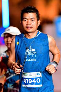BIB: 2021, 42195, 41940
                            <button type="button" onclick="openModal(15590171)" class="btn btn-primary btn-sm float-right btn-popup" data-toggle="modal" data-target=".modal-high-quality">
                        <i class="fas fa-shopping-cart"></i> Add to Cart
                    </button>
                                            <button type="button" onclick="isThisMe(15590171, true)" class="btn btn-success btn-sm float-right btn-popup btn-isme hidden" data-toggle="tooltip" data-placement="bottom" title="นี่คือรูปของคุณใช่ไหม คลิกที่นี่เพื่อเอาเข้าอัลบั้ม">
                        <i class="fas fa-plus"></i> Add to album
                    </button>
                    <button type="button" onclick="isThisMe(15590171, false)" class="btn btn-warning btn-sm float-right btn-popup btn-isnotme hidden">
                        <i class="fas fa-ban"></i> Remove from album
                    </button>