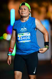 BIB: 45405
                            <button type="button" onclick="openModal(13992909)" class="btn btn-primary btn-sm float-right btn-popup" data-toggle="modal" data-target=".modal-high-quality">
                        <i class="fas fa-shopping-cart"></i> Add to Cart
                    </button>
                                            <button type="button" onclick="isThisMe(13992909, true)" class="btn btn-success btn-sm float-right btn-popup btn-isme hidden" data-toggle="tooltip" data-placement="bottom" title="นี่คือรูปของคุณใช่ไหม คลิกที่นี่เพื่อเอาเข้าอัลบั้ม">
                        <i class="fas fa-plus"></i> Add to album
                    </button>
                    <button type="button" onclick="isThisMe(13992909, false)" class="btn btn-warning btn-sm float-right btn-popup btn-isnotme hidden">
                        <i class="fas fa-ban"></i> Remove from album
                    </button>