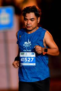 BIB: 201, 41527
                            <button type="button" onclick="openModal(15586341)" class="btn btn-primary btn-sm float-right btn-popup" data-toggle="modal" data-target=".modal-high-quality">
                        <i class="fas fa-shopping-cart"></i> Add to Cart
                    </button>
                                            <button type="button" onclick="isThisMe(15586341, true)" class="btn btn-success btn-sm float-right btn-popup btn-isme hidden" data-toggle="tooltip" data-placement="bottom" title="นี่คือรูปของคุณใช่ไหม คลิกที่นี่เพื่อเอาเข้าอัลบั้ม">
                        <i class="fas fa-plus"></i> Add to album
                    </button>
                    <button type="button" onclick="isThisMe(15586341, false)" class="btn btn-warning btn-sm float-right btn-popup btn-isnotme hidden">
                        <i class="fas fa-ban"></i> Remove from album
                    </button>