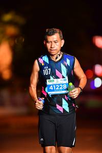 BIB: 107, 41228
                            <button type="button" onclick="openModal(15079192)" class="btn btn-primary btn-sm float-right btn-popup" data-toggle="modal" data-target=".modal-high-quality">
                        <i class="fas fa-shopping-cart"></i> Add to Cart
                    </button>
                                            <button type="button" onclick="isThisMe(15079192, true)" class="btn btn-success btn-sm float-right btn-popup btn-isme hidden" data-toggle="tooltip" data-placement="bottom" title="นี่คือรูปของคุณใช่ไหม คลิกที่นี่เพื่อเอาเข้าอัลบั้ม">
                        <i class="fas fa-plus"></i> Add to album
                    </button>
                    <button type="button" onclick="isThisMe(15079192, false)" class="btn btn-warning btn-sm float-right btn-popup btn-isnotme hidden">
                        <i class="fas fa-ban"></i> Remove from album
                    </button>