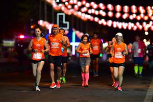 BIB: 25992, 28600
                            <button type="button" onclick="openModal(14839250)" class="btn btn-primary btn-sm float-right btn-popup" data-toggle="modal" data-target=".modal-high-quality">
                        <i class="fas fa-shopping-cart"></i> Add to Cart
                    </button>
                                            <button type="button" onclick="isThisMe(14839250, true)" class="btn btn-success btn-sm float-right btn-popup btn-isme hidden" data-toggle="tooltip" data-placement="bottom" title="นี่คือรูปของคุณใช่ไหม คลิกที่นี่เพื่อเอาเข้าอัลบั้ม">
                        <i class="fas fa-plus"></i> Add to album
                    </button>
                    <button type="button" onclick="isThisMe(14839250, false)" class="btn btn-warning btn-sm float-right btn-popup btn-isnotme hidden">
                        <i class="fas fa-ban"></i> Remove from album
                    </button>
