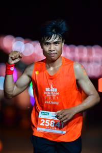 BIB: 021, 25841
                            <button type="button" onclick="openModal(14868792)" class="btn btn-primary btn-sm float-right btn-popup" data-toggle="modal" data-target=".modal-high-quality">
                        <i class="fas fa-shopping-cart"></i> Add to Cart
                    </button>
                                            <button type="button" onclick="isThisMe(14868792, true)" class="btn btn-success btn-sm float-right btn-popup btn-isme hidden" data-toggle="tooltip" data-placement="bottom" title="นี่คือรูปของคุณใช่ไหม คลิกที่นี่เพื่อเอาเข้าอัลบั้ม">
                        <i class="fas fa-plus"></i> Add to album
                    </button>
                    <button type="button" onclick="isThisMe(14868792, false)" class="btn btn-warning btn-sm float-right btn-popup btn-isnotme hidden">
                        <i class="fas fa-ban"></i> Remove from album
                    </button>