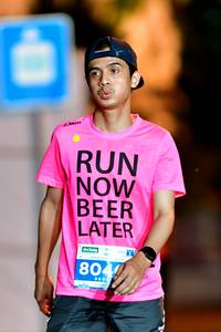 BIB: 804
                            <button type="button" onclick="openModal(15591100)" class="btn btn-primary btn-sm float-right btn-popup" data-toggle="modal" data-target=".modal-high-quality">
                        <i class="fas fa-shopping-cart"></i> Add to Cart
                    </button>
                                            <button type="button" onclick="isThisMe(15591100, true)" class="btn btn-success btn-sm float-right btn-popup btn-isme hidden" data-toggle="tooltip" data-placement="bottom" title="นี่คือรูปของคุณใช่ไหม คลิกที่นี่เพื่อเอาเข้าอัลบั้ม">
                        <i class="fas fa-plus"></i> Add to album
                    </button>
                    <button type="button" onclick="isThisMe(15591100, false)" class="btn btn-warning btn-sm float-right btn-popup btn-isnotme hidden">
                        <i class="fas fa-ban"></i> Remove from album
                    </button>