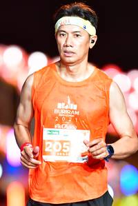 BIB: 2021, 205
                            <button type="button" onclick="openModal(15312411)" class="btn btn-primary btn-sm float-right btn-popup" data-toggle="modal" data-target=".modal-high-quality">
                        <i class="fas fa-shopping-cart"></i> Add to Cart
                    </button>
                                            <button type="button" onclick="isThisMe(15312411, true)" class="btn btn-success btn-sm float-right btn-popup btn-isme hidden" data-toggle="tooltip" data-placement="bottom" title="นี่คือรูปของคุณใช่ไหม คลิกที่นี่เพื่อเอาเข้าอัลบั้ม">
                        <i class="fas fa-plus"></i> Add to album
                    </button>
                    <button type="button" onclick="isThisMe(15312411, false)" class="btn btn-warning btn-sm float-right btn-popup btn-isnotme hidden">
                        <i class="fas fa-ban"></i> Remove from album
                    </button>
