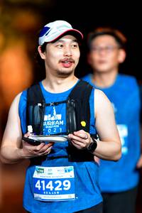BIB: 021, 195, 41429
                            <button type="button" onclick="openModal(15589113)" class="btn btn-primary btn-sm float-right btn-popup" data-toggle="modal" data-target=".modal-high-quality">
                        <i class="fas fa-shopping-cart"></i> Add to Cart
                    </button>
                                            <button type="button" onclick="isThisMe(15589113, true)" class="btn btn-success btn-sm float-right btn-popup btn-isme hidden" data-toggle="tooltip" data-placement="bottom" title="นี่คือรูปของคุณใช่ไหม คลิกที่นี่เพื่อเอาเข้าอัลบั้ม">
                        <i class="fas fa-plus"></i> Add to album
                    </button>
                    <button type="button" onclick="isThisMe(15589113, false)" class="btn btn-warning btn-sm float-right btn-popup btn-isnotme hidden">
                        <i class="fas fa-ban"></i> Remove from album
                    </button>
