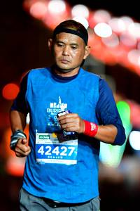BIB: 42427
                            <button type="button" onclick="openModal(15592866)" class="btn btn-primary btn-sm float-right btn-popup" data-toggle="modal" data-target=".modal-high-quality">
                        <i class="fas fa-shopping-cart"></i> Add to Cart
                    </button>
                                            <button type="button" onclick="isThisMe(15592866, true)" class="btn btn-success btn-sm float-right btn-popup btn-isme hidden" data-toggle="tooltip" data-placement="bottom" title="นี่คือรูปของคุณใช่ไหม คลิกที่นี่เพื่อเอาเข้าอัลบั้ม">
                        <i class="fas fa-plus"></i> Add to album
                    </button>
                    <button type="button" onclick="isThisMe(15592866, false)" class="btn btn-warning btn-sm float-right btn-popup btn-isnotme hidden">
                        <i class="fas fa-ban"></i> Remove from album
                    </button>