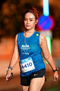 BIB: 429, 74410
                            <button type="button" onclick="openModal(15590901)" class="btn btn-primary btn-sm float-right btn-popup" data-toggle="modal" data-target=".modal-high-quality">
                        <i class="fas fa-shopping-cart"></i> Add to Cart
                    </button>
                                            <button type="button" onclick="isThisMe(15590901, true)" class="btn btn-success btn-sm float-right btn-popup btn-isme hidden" data-toggle="tooltip" data-placement="bottom" title="นี่คือรูปของคุณใช่ไหม คลิกที่นี่เพื่อเอาเข้าอัลบั้ม">
                        <i class="fas fa-plus"></i> Add to album
                    </button>
                    <button type="button" onclick="isThisMe(15590901, false)" class="btn btn-warning btn-sm float-right btn-popup btn-isnotme hidden">
                        <i class="fas fa-ban"></i> Remove from album
                    </button>