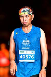 BIB: 40576
                            <button type="button" onclick="openModal(15588991)" class="btn btn-primary btn-sm float-right btn-popup" data-toggle="modal" data-target=".modal-high-quality">
                        <i class="fas fa-shopping-cart"></i> Add to Cart
                    </button>
                                            <button type="button" onclick="isThisMe(15588991, true)" class="btn btn-success btn-sm float-right btn-popup btn-isme hidden" data-toggle="tooltip" data-placement="bottom" title="นี่คือรูปของคุณใช่ไหม คลิกที่นี่เพื่อเอาเข้าอัลบั้ม">
                        <i class="fas fa-plus"></i> Add to album
                    </button>
                    <button type="button" onclick="isThisMe(15588991, false)" class="btn btn-warning btn-sm float-right btn-popup btn-isnotme hidden">
                        <i class="fas fa-ban"></i> Remove from album
                    </button>