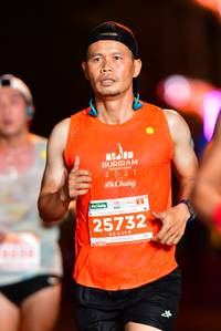 BIB: 2021, 25732
                            <button type="button" onclick="openModal(15313821)" class="btn btn-primary btn-sm float-right btn-popup" data-toggle="modal" data-target=".modal-high-quality">
                        <i class="fas fa-shopping-cart"></i> Add to Cart
                    </button>
                                            <button type="button" onclick="isThisMe(15313821, true)" class="btn btn-success btn-sm float-right btn-popup btn-isme hidden" data-toggle="tooltip" data-placement="bottom" title="นี่คือรูปของคุณใช่ไหม คลิกที่นี่เพื่อเอาเข้าอัลบั้ม">
                        <i class="fas fa-plus"></i> Add to album
                    </button>
                    <button type="button" onclick="isThisMe(15313821, false)" class="btn btn-warning btn-sm float-right btn-popup btn-isnotme hidden">
                        <i class="fas fa-ban"></i> Remove from album
                    </button>