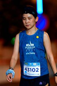 BIB: 2021, 42195, 43102
                            <button type="button" onclick="openModal(15587639)" class="btn btn-primary btn-sm float-right btn-popup" data-toggle="modal" data-target=".modal-high-quality">
                        <i class="fas fa-shopping-cart"></i> Add to Cart
                    </button>
                                            <button type="button" onclick="isThisMe(15587639, true)" class="btn btn-success btn-sm float-right btn-popup btn-isme hidden" data-toggle="tooltip" data-placement="bottom" title="นี่คือรูปของคุณใช่ไหม คลิกที่นี่เพื่อเอาเข้าอัลบั้ม">
                        <i class="fas fa-plus"></i> Add to album
                    </button>
                    <button type="button" onclick="isThisMe(15587639, false)" class="btn btn-warning btn-sm float-right btn-popup btn-isnotme hidden">
                        <i class="fas fa-ban"></i> Remove from album
                    </button>