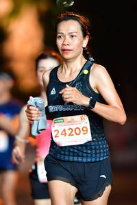 BIB: 24209
                            <button type="button" onclick="openModal(15313835)" class="btn btn-primary btn-sm float-right btn-popup" data-toggle="modal" data-target=".modal-high-quality">
                        <i class="fas fa-shopping-cart"></i> Add to Cart
                    </button>
                                            <button type="button" onclick="isThisMe(15313835, true)" class="btn btn-success btn-sm float-right btn-popup btn-isme hidden" data-toggle="tooltip" data-placement="bottom" title="นี่คือรูปของคุณใช่ไหม คลิกที่นี่เพื่อเอาเข้าอัลบั้ม">
                        <i class="fas fa-plus"></i> Add to album
                    </button>
                    <button type="button" onclick="isThisMe(15313835, false)" class="btn btn-warning btn-sm float-right btn-popup btn-isnotme hidden">
                        <i class="fas fa-ban"></i> Remove from album
                    </button>