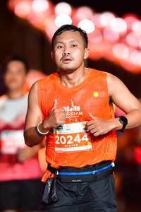 BIB: 20244, 
                            <button type="button" onclick="openModal(15314613)" class="btn btn-primary btn-sm float-right btn-popup" data-toggle="modal" data-target=".modal-high-quality">
                        <i class="fas fa-shopping-cart"></i> Add to Cart
                    </button>
                                            <button type="button" onclick="isThisMe(15314613, true)" class="btn btn-success btn-sm float-right btn-popup btn-isme hidden" data-toggle="tooltip" data-placement="bottom" title="นี่คือรูปของคุณใช่ไหม คลิกที่นี่เพื่อเอาเข้าอัลบั้ม">
                        <i class="fas fa-plus"></i> Add to album
                    </button>
                    <button type="button" onclick="isThisMe(15314613, false)" class="btn btn-warning btn-sm float-right btn-popup btn-isnotme hidden">
                        <i class="fas fa-ban"></i> Remove from album
                    </button>