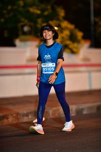 BIB: 95105
                            <button type="button" onclick="openModal(14883174)" class="btn btn-primary btn-sm float-right btn-popup" data-toggle="modal" data-target=".modal-high-quality">
                        <i class="fas fa-shopping-cart"></i> Add to Cart
                    </button>
                                            <button type="button" onclick="isThisMe(14883174, true)" class="btn btn-success btn-sm float-right btn-popup btn-isme hidden" data-toggle="tooltip" data-placement="bottom" title="นี่คือรูปของคุณใช่ไหม คลิกที่นี่เพื่อเอาเข้าอัลบั้ม">
                        <i class="fas fa-plus"></i> Add to album
                    </button>
                    <button type="button" onclick="isThisMe(14883174, false)" class="btn btn-warning btn-sm float-right btn-popup btn-isnotme hidden">
                        <i class="fas fa-ban"></i> Remove from album
                    </button>