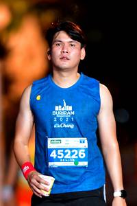 BIB: 2021, 45226
                            <button type="button" onclick="openModal(15588084)" class="btn btn-primary btn-sm float-right btn-popup" data-toggle="modal" data-target=".modal-high-quality">
                        <i class="fas fa-shopping-cart"></i> Add to Cart
                    </button>
                                            <button type="button" onclick="isThisMe(15588084, true)" class="btn btn-success btn-sm float-right btn-popup btn-isme hidden" data-toggle="tooltip" data-placement="bottom" title="นี่คือรูปของคุณใช่ไหม คลิกที่นี่เพื่อเอาเข้าอัลบั้ม">
                        <i class="fas fa-plus"></i> Add to album
                    </button>
                    <button type="button" onclick="isThisMe(15588084, false)" class="btn btn-warning btn-sm float-right btn-popup btn-isnotme hidden">
                        <i class="fas fa-ban"></i> Remove from album
                    </button>