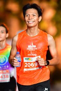 BIB: 201, 2069, 438
                            <button type="button" onclick="openModal(15312748)" class="btn btn-primary btn-sm float-right btn-popup" data-toggle="modal" data-target=".modal-high-quality">
                        <i class="fas fa-shopping-cart"></i> Add to Cart
                    </button>
                                            <button type="button" onclick="isThisMe(15312748, true)" class="btn btn-success btn-sm float-right btn-popup btn-isme hidden" data-toggle="tooltip" data-placement="bottom" title="นี่คือรูปของคุณใช่ไหม คลิกที่นี่เพื่อเอาเข้าอัลบั้ม">
                        <i class="fas fa-plus"></i> Add to album
                    </button>
                    <button type="button" onclick="isThisMe(15312748, false)" class="btn btn-warning btn-sm float-right btn-popup btn-isnotme hidden">
                        <i class="fas fa-ban"></i> Remove from album
                    </button>