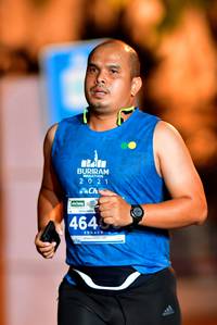 BIB: 464
                            <button type="button" onclick="openModal(15591787)" class="btn btn-primary btn-sm float-right btn-popup" data-toggle="modal" data-target=".modal-high-quality">
                        <i class="fas fa-shopping-cart"></i> Add to Cart
                    </button>
                                            <button type="button" onclick="isThisMe(15591787, true)" class="btn btn-success btn-sm float-right btn-popup btn-isme hidden" data-toggle="tooltip" data-placement="bottom" title="นี่คือรูปของคุณใช่ไหม คลิกที่นี่เพื่อเอาเข้าอัลบั้ม">
                        <i class="fas fa-plus"></i> Add to album
                    </button>
                    <button type="button" onclick="isThisMe(15591787, false)" class="btn btn-warning btn-sm float-right btn-popup btn-isnotme hidden">
                        <i class="fas fa-ban"></i> Remove from album
                    </button>