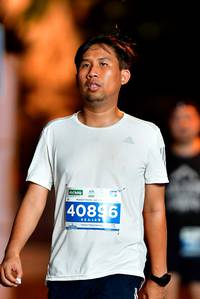 BIB: 40896
                            <button type="button" onclick="openModal(15593255)" class="btn btn-primary btn-sm float-right btn-popup" data-toggle="modal" data-target=".modal-high-quality">
                        <i class="fas fa-shopping-cart"></i> Add to Cart
                    </button>
                                            <button type="button" onclick="isThisMe(15593255, true)" class="btn btn-success btn-sm float-right btn-popup btn-isme hidden" data-toggle="tooltip" data-placement="bottom" title="นี่คือรูปของคุณใช่ไหม คลิกที่นี่เพื่อเอาเข้าอัลบั้ม">
                        <i class="fas fa-plus"></i> Add to album
                    </button>
                    <button type="button" onclick="isThisMe(15593255, false)" class="btn btn-warning btn-sm float-right btn-popup btn-isnotme hidden">
                        <i class="fas fa-ban"></i> Remove from album
                    </button>