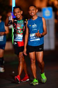 BIB: 202, 2561, 42460
                            <button type="button" onclick="openModal(14221318)" class="btn btn-primary btn-sm float-right btn-popup" data-toggle="modal" data-target=".modal-high-quality">
                        <i class="fas fa-shopping-cart"></i> Add to Cart
                    </button>
                                            <button type="button" onclick="isThisMe(14221318, true)" class="btn btn-success btn-sm float-right btn-popup btn-isme hidden" data-toggle="tooltip" data-placement="bottom" title="นี่คือรูปของคุณใช่ไหม คลิกที่นี่เพื่อเอาเข้าอัลบั้ม">
                        <i class="fas fa-plus"></i> Add to album
                    </button>
                    <button type="button" onclick="isThisMe(14221318, false)" class="btn btn-warning btn-sm float-right btn-popup btn-isnotme hidden">
                        <i class="fas fa-ban"></i> Remove from album
                    </button>