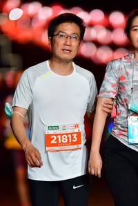 BIB: 21813
                            <button type="button" onclick="openModal(15313313)" class="btn btn-primary btn-sm float-right btn-popup" data-toggle="modal" data-target=".modal-high-quality">
                        <i class="fas fa-shopping-cart"></i> Add to Cart
                    </button>
                                            <button type="button" onclick="isThisMe(15313313, true)" class="btn btn-success btn-sm float-right btn-popup btn-isme hidden" data-toggle="tooltip" data-placement="bottom" title="นี่คือรูปของคุณใช่ไหม คลิกที่นี่เพื่อเอาเข้าอัลบั้ม">
                        <i class="fas fa-plus"></i> Add to album
                    </button>
                    <button type="button" onclick="isThisMe(15313313, false)" class="btn btn-warning btn-sm float-right btn-popup btn-isnotme hidden">
                        <i class="fas fa-ban"></i> Remove from album
                    </button>