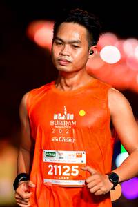 BIB: 21125
                            <button type="button" onclick="openModal(15523220)" class="btn btn-primary btn-sm float-right btn-popup" data-toggle="modal" data-target=".modal-high-quality">
                        <i class="fas fa-shopping-cart"></i> Add to Cart
                    </button>
                                            <button type="button" onclick="isThisMe(15523220, true)" class="btn btn-success btn-sm float-right btn-popup btn-isme hidden" data-toggle="tooltip" data-placement="bottom" title="นี่คือรูปของคุณใช่ไหม คลิกที่นี่เพื่อเอาเข้าอัลบั้ม">
                        <i class="fas fa-plus"></i> Add to album
                    </button>
                    <button type="button" onclick="isThisMe(15523220, false)" class="btn btn-warning btn-sm float-right btn-popup btn-isnotme hidden">
                        <i class="fas fa-ban"></i> Remove from album
                    </button>