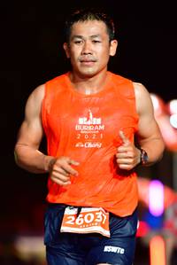 BIB: 2021, 2603
                            <button type="button" onclick="openModal(15312292)" class="btn btn-primary btn-sm float-right btn-popup" data-toggle="modal" data-target=".modal-high-quality">
                        <i class="fas fa-shopping-cart"></i> Add to Cart
                    </button>
                                            <button type="button" onclick="isThisMe(15312292, true)" class="btn btn-success btn-sm float-right btn-popup btn-isme hidden" data-toggle="tooltip" data-placement="bottom" title="นี่คือรูปของคุณใช่ไหม คลิกที่นี่เพื่อเอาเข้าอัลบั้ม">
                        <i class="fas fa-plus"></i> Add to album
                    </button>
                    <button type="button" onclick="isThisMe(15312292, false)" class="btn btn-warning btn-sm float-right btn-popup btn-isnotme hidden">
                        <i class="fas fa-ban"></i> Remove from album
                    </button>