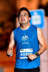 BIB: 421, 40619
                            <button type="button" onclick="openModal(15590295)" class="btn btn-primary btn-sm float-right btn-popup" data-toggle="modal" data-target=".modal-high-quality">
                        <i class="fas fa-shopping-cart"></i> Add to Cart
                    </button>
                                            <button type="button" onclick="isThisMe(15590295, true)" class="btn btn-success btn-sm float-right btn-popup btn-isme hidden" data-toggle="tooltip" data-placement="bottom" title="นี่คือรูปของคุณใช่ไหม คลิกที่นี่เพื่อเอาเข้าอัลบั้ม">
                        <i class="fas fa-plus"></i> Add to album
                    </button>
                    <button type="button" onclick="isThisMe(15590295, false)" class="btn btn-warning btn-sm float-right btn-popup btn-isnotme hidden">
                        <i class="fas fa-ban"></i> Remove from album
                    </button>