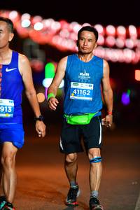 BIB: 021, 41162, 913
                            <button type="button" onclick="openModal(14773805)" class="btn btn-primary btn-sm float-right btn-popup" data-toggle="modal" data-target=".modal-high-quality">
                        <i class="fas fa-shopping-cart"></i> Add to Cart
                    </button>
                                            <button type="button" onclick="isThisMe(14773805, true)" class="btn btn-success btn-sm float-right btn-popup btn-isme hidden" data-toggle="tooltip" data-placement="bottom" title="นี่คือรูปของคุณใช่ไหม คลิกที่นี่เพื่อเอาเข้าอัลบั้ม">
                        <i class="fas fa-plus"></i> Add to album
                    </button>
                    <button type="button" onclick="isThisMe(14773805, false)" class="btn btn-warning btn-sm float-right btn-popup btn-isnotme hidden">
                        <i class="fas fa-ban"></i> Remove from album
                    </button>