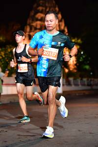 BIB: 20517, 27424
                            <button type="button" onclick="openModal(15605355)" class="btn btn-primary btn-sm float-right btn-popup" data-toggle="modal" data-target=".modal-high-quality">
                        <i class="fas fa-shopping-cart"></i> Add to Cart
                    </button>
                                            <button type="button" onclick="isThisMe(15605355, true)" class="btn btn-success btn-sm float-right btn-popup btn-isme hidden" data-toggle="tooltip" data-placement="bottom" title="นี่คือรูปของคุณใช่ไหม คลิกที่นี่เพื่อเอาเข้าอัลบั้ม">
                        <i class="fas fa-plus"></i> Add to album
                    </button>
                    <button type="button" onclick="isThisMe(15605355, false)" class="btn btn-warning btn-sm float-right btn-popup btn-isnotme hidden">
                        <i class="fas fa-ban"></i> Remove from album
                    </button>