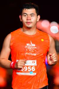 BIB: 0221, 3956
                            <button type="button" onclick="openModal(15313963)" class="btn btn-primary btn-sm float-right btn-popup" data-toggle="modal" data-target=".modal-high-quality">
                        <i class="fas fa-shopping-cart"></i> Add to Cart
                    </button>
                                            <button type="button" onclick="isThisMe(15313963, true)" class="btn btn-success btn-sm float-right btn-popup btn-isme hidden" data-toggle="tooltip" data-placement="bottom" title="นี่คือรูปของคุณใช่ไหม คลิกที่นี่เพื่อเอาเข้าอัลบั้ม">
                        <i class="fas fa-plus"></i> Add to album
                    </button>
                    <button type="button" onclick="isThisMe(15313963, false)" class="btn btn-warning btn-sm float-right btn-popup btn-isnotme hidden">
                        <i class="fas fa-ban"></i> Remove from album
                    </button>